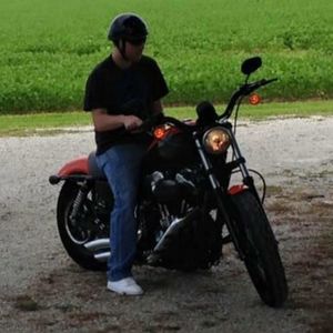 Meet your Posher, Dustin